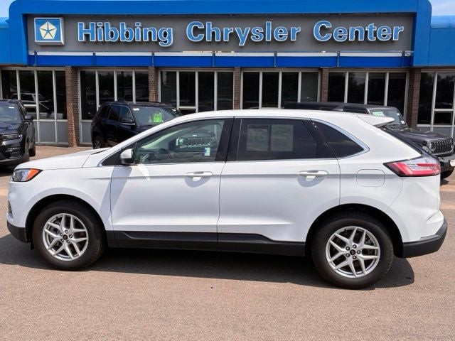 2024 Ford Edge SEL in Oxford White — front three-quarter view