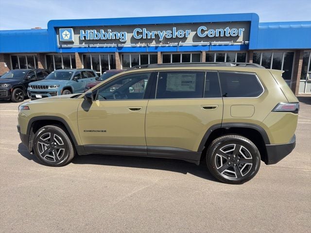 2026 Jeep Cherokee Laredo in '41 — front three-quarter view